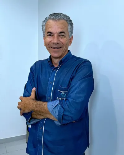 Colaborador (a) Marcelo Cosme Soares